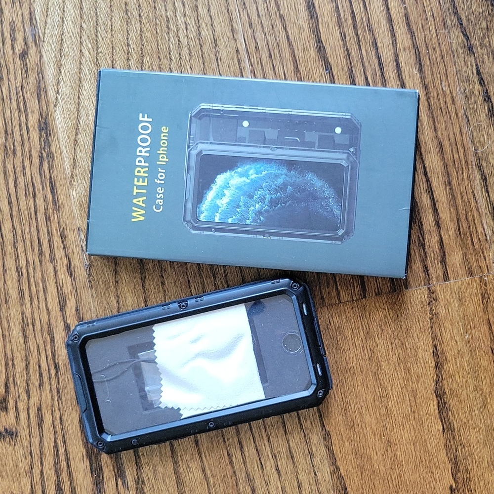 Take 50% off iPhone I7/I8 Waterproof Case